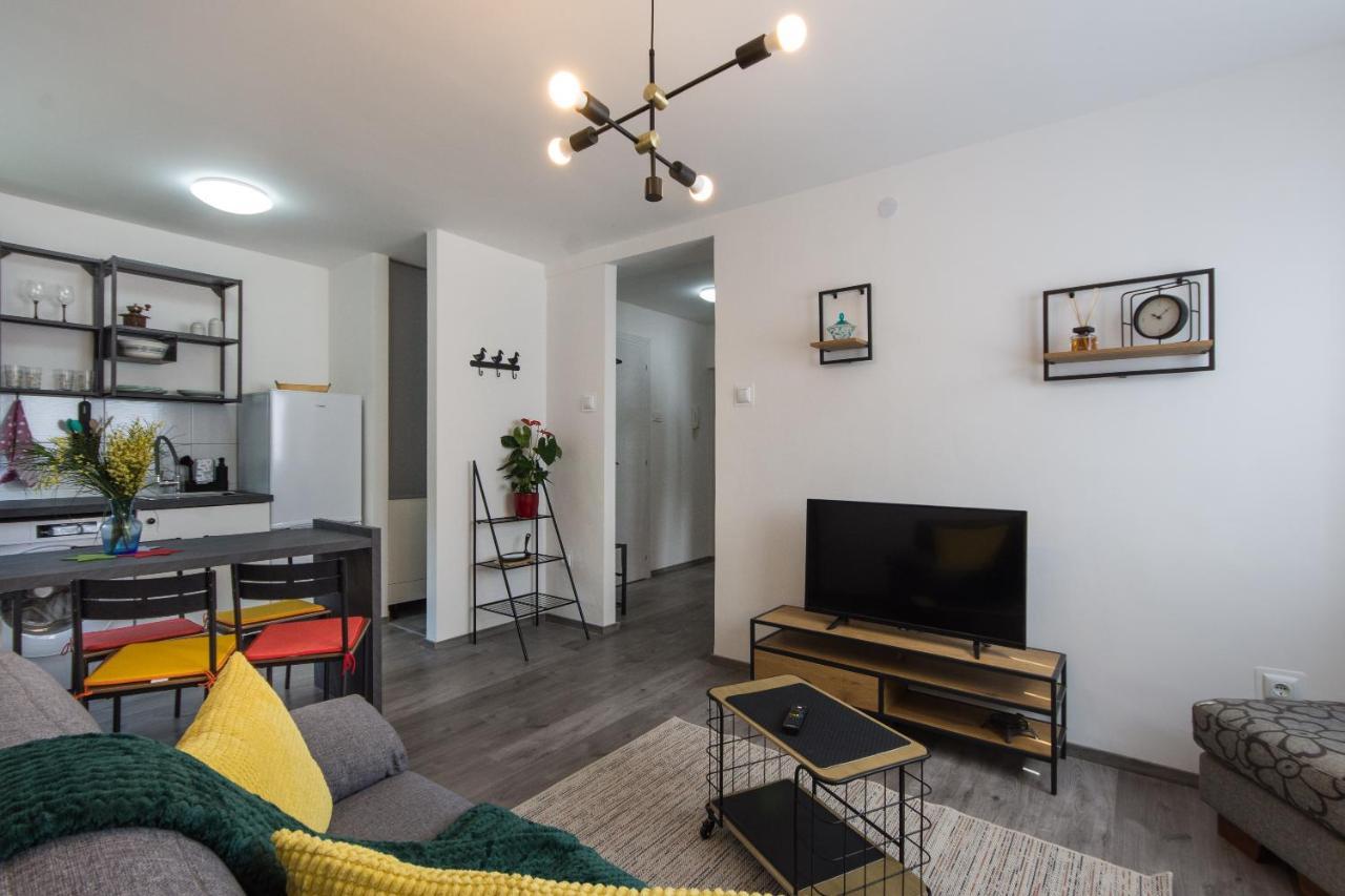 Apartment Retiro Pula